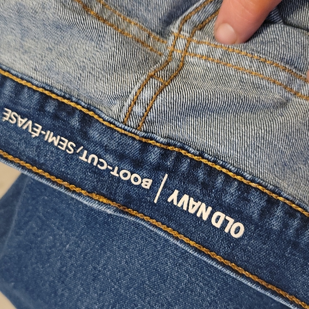 Old Navy dark blue denim jeans bootcut 38x32 brand new only tried on didn't fit